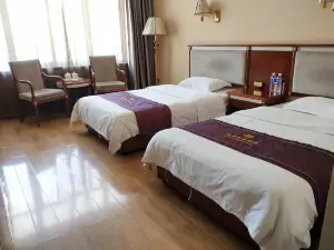 Huating Huadu Business Hotel