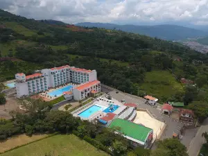 Hotel Majam´s Resort -San Gil - Santander