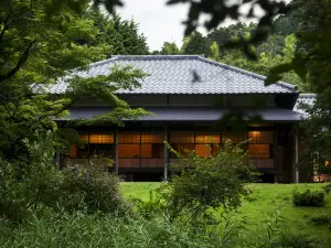 Hakone Retreat Villa by Onko Chishin