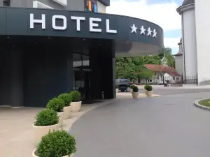 斯拉蒂納城市酒店