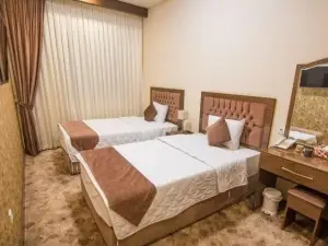 Azadi Hotel Tabriz