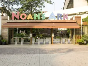 Noah’s Ark Hotel & Resort