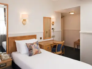 Berjaya Eden Park London Hotel