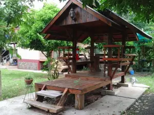 多尼哥度假旅館