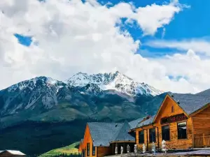 Zhuoer Mountain Viewing Villa