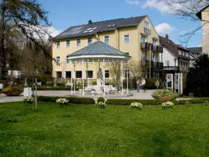 Wohlfühlhotel am Rosengarten Garni