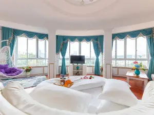 Gulangyu Yunzhichen Seaview Garden Hotel (Bagualou Sanqiutian Wharf)