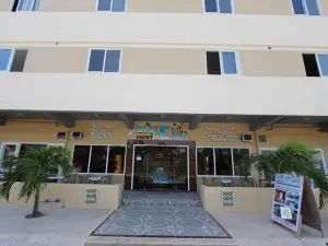 Aladin White Beach Resort