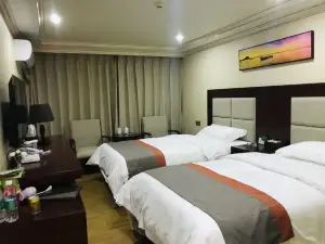 甘洛濱河商務飯店