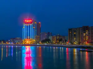 룽먼 라마다 호텔