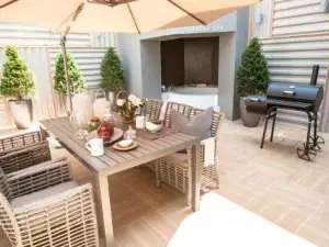 AMI Boutique Hotel