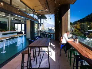 LyLo Queenstown, an EVT Hotel