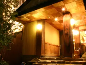 井上野三坡日式旅館