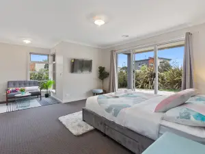 32 Scenic Apollo