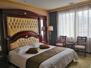 Baokang Hotel