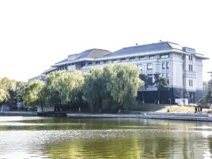 Ruyi Lake Hotel (Section A)