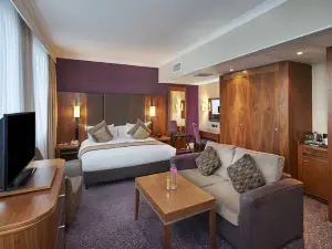 Crowne Plaza London Ealing, an IHG Hotel