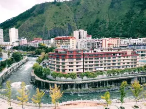 Jiulongminghua Business Hotel