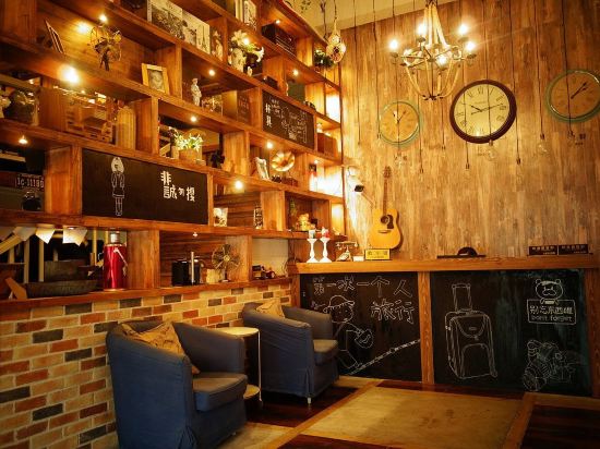 璞爵酒店(上海南京东路地铁站店)