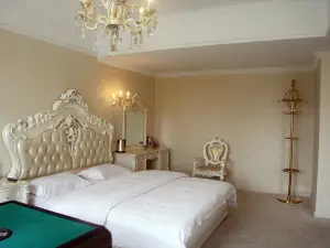 Knai Hotel