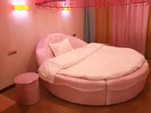 Wenxian Tengyun Hotel
