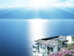 Zhenmei Holiday Hostel (Dali Erhai Cliff Lake View)