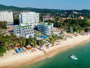 Sunset Beach Resort and Spa