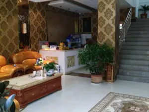 Yiliang Jinyuan Business Hotel