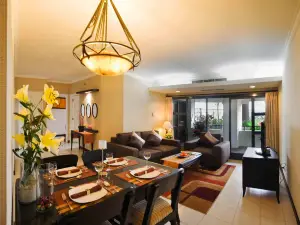 Grand Tropic Suites Hotel