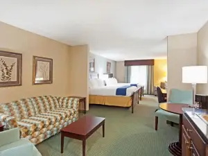 Holiday Inn Express & Suites Meriden