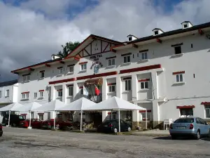佩拉萊斯飯店