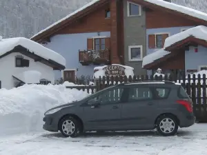 โรงแรมวิลล่า พลีเนีย