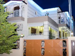 Villa Emmanouela Studios - Family Accommodation