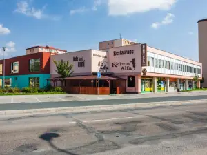 Hotel Alfa