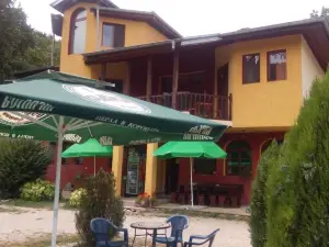 Guest House Alfa Daniel