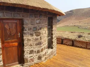 Amanzi Empilo Bungalow