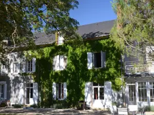 Domaine de Treuillaud climatisé piscine privée