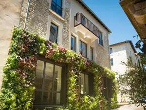Appart'hôtel Les Fleurines By Urban Style
