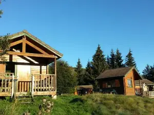 Domaine de l'Ours / Camping Lodge