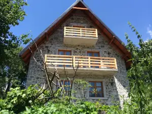Villa Gjecaj Guesthouse and Restaurant