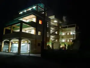 Murmar's le Pram Hotel