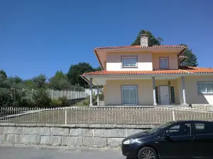 3 Bedroom House in Viseu, with Wonderful Mountain View and Garden 60 k