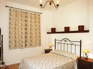 House with 5 Bedrooms in Carcabuey, with Wonderful Mountain View, Priv