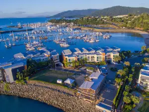 Peninsula Airlie Beach