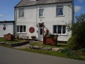 Sportsmans Lodge Bed and Breakfast