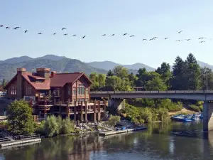 Weasku Inn