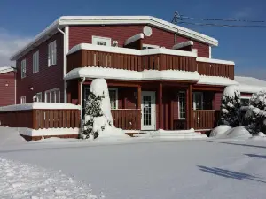 Bears Cove Inn
