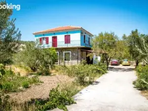 Diamanti Molivos Studios & Apartments