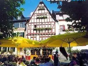 Mosel-Landhaus Hotel Oster