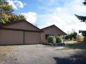 Hood View 4 Bedroom Cabin